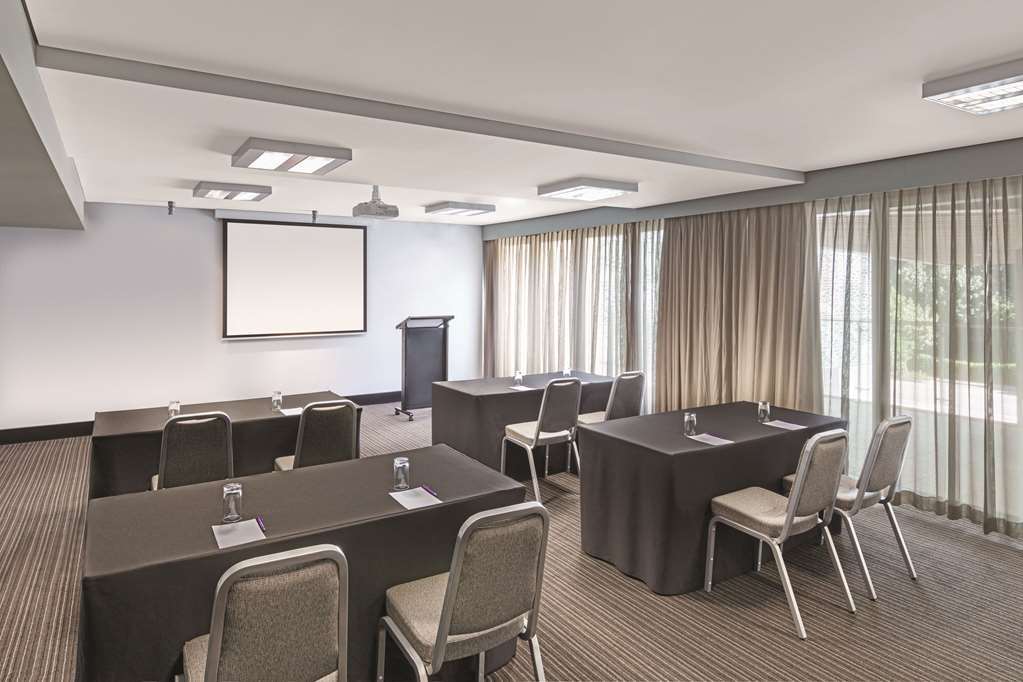 Adina Apartment Hotel Darwin Waterfront Удобства фото
